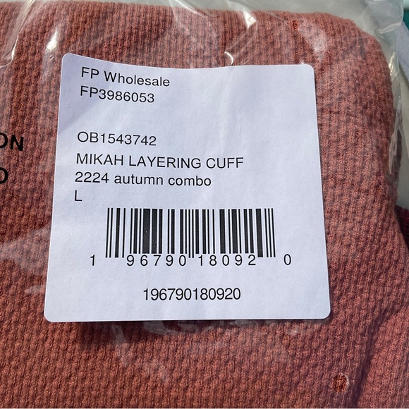 NWT Free People Mikah Layering Cuff Thermal Top Long Sleeve Size XS OB1543742 - Picture 8 of 9